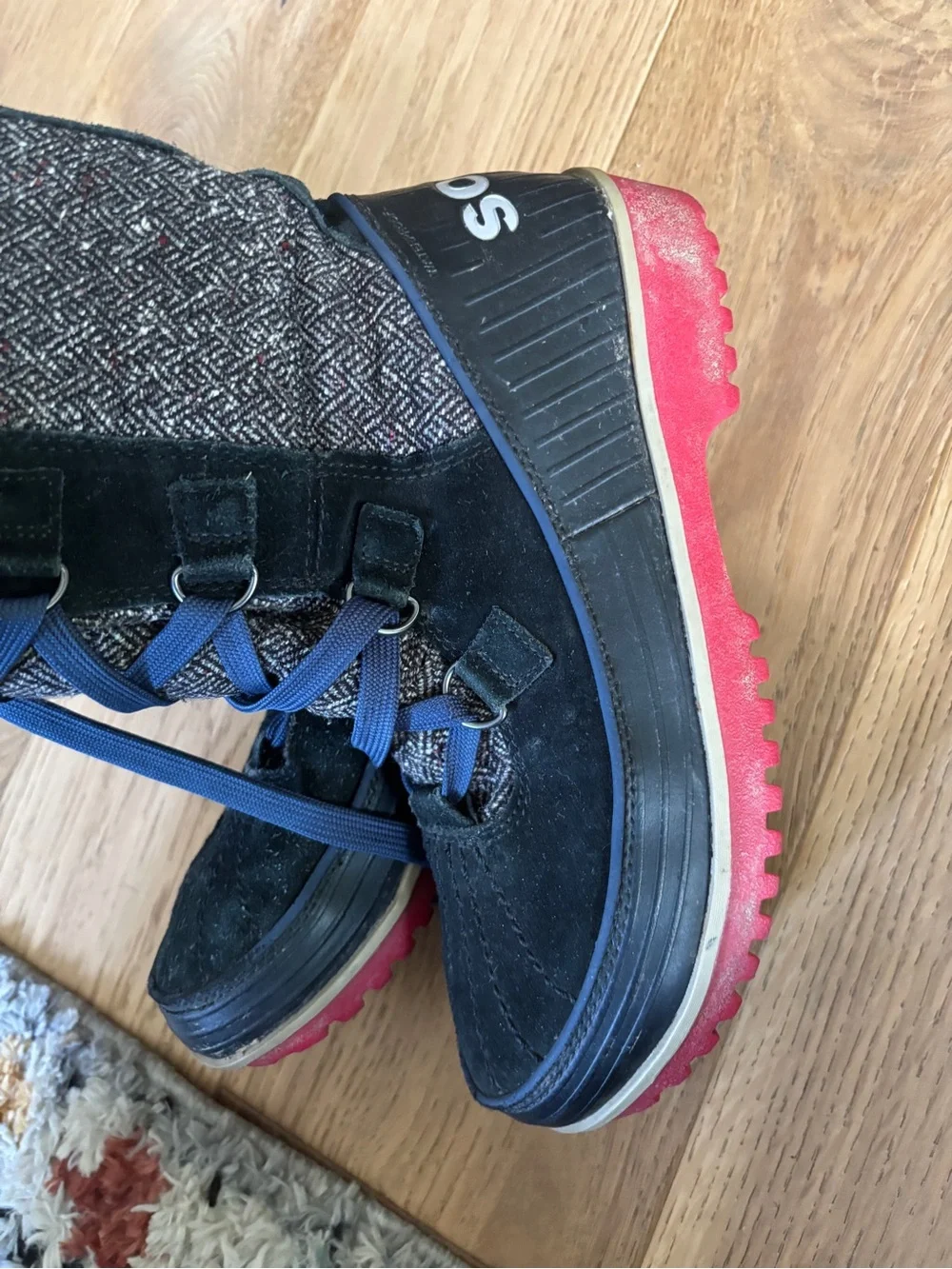 Sorel insulated winter boots womens 8.5